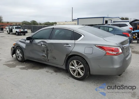 2015 Nissan Altima 2.5 from USA, damaged, VIN 1N4AL3AP1FC131394